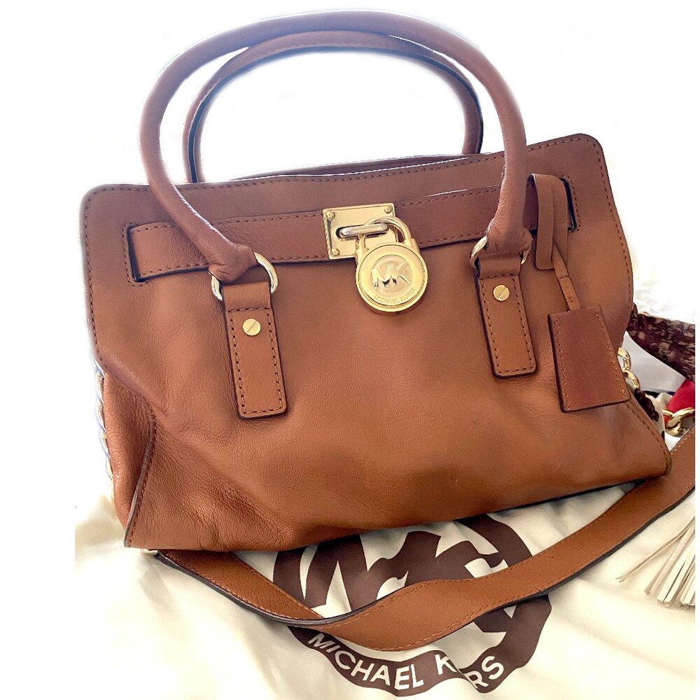 Michael Kors Hamilton Charm Tote in Rich Saddle with dust bag, Brown